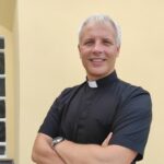 Piano di Sorrento, don Rito Maresca: “Se qualunque cosa fai viene giudicata… forse il problema non sei tu”