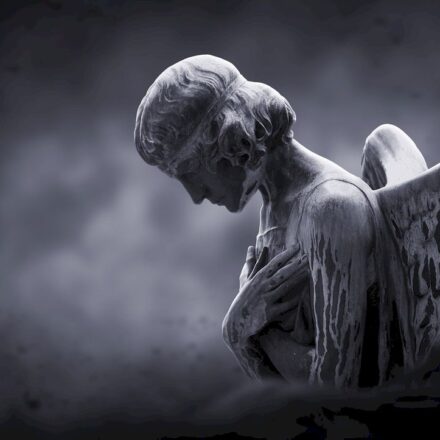 Piano di Sorrento porge l’estremo saluto al Comandante Natale Lauro, medaglia d’oro lunga navigazione Lloyd Triestino