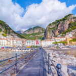 Un francobollo per Claudio Villa: l’omaggio dell’Italia alla voce che ha fatto la storia della musica