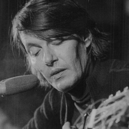 Il risveglio dell’anno: l’11 gennaio tra Faber e la gratitudine quotidiana