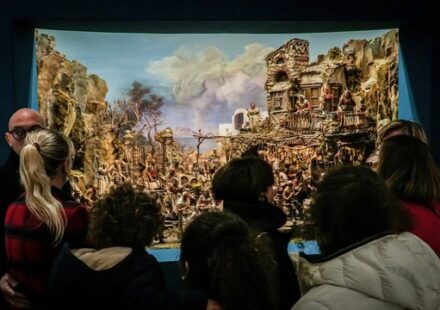 Sorrento, a Villa Fiorentino boom di visitatori per la mostra “Giuseppe Ercolano e i maestri del presepe”