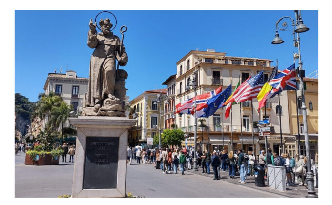 Sorrento, il nodo dei residenti riapre il confronto politico: chiesta una verifica sui dati anagrafici