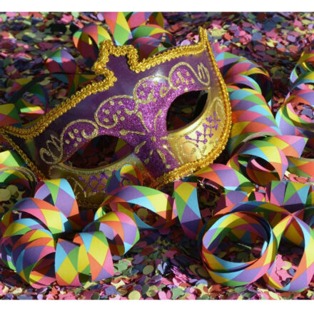 Carnevale: storia, significato e tradizioni di una festa senza tempo
