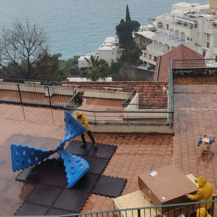 Positano, parco giochi delle scuole medie temporaneamente chiuso per lavori di manutenzione