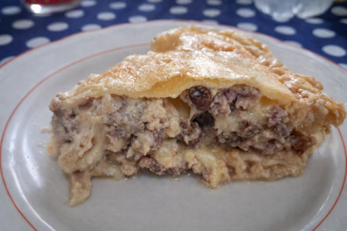 In Campania la tradizione della Pizza di Carnevale. La ricetta per prepararla