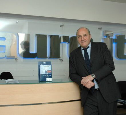 Addio a Salvatore Lauro, storico armatore di Ischia e protagonista della navigazione nel Golfo di Napoli