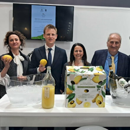 Amalfi con i suoi limoneti protagonista al Vinitaly tra tradizione, innovazione e sfide future