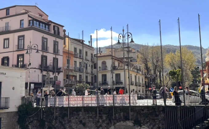 Sorrento, nuove bandiere per Piazza Tasso: bando in scadenza il 13 aprile