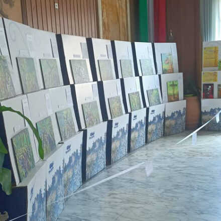 Piano di Sorrento, la “caduta emozionale” dei visitatori davanti alla Via Crucis di Letizia Caiazzo – FOTOGALLERY