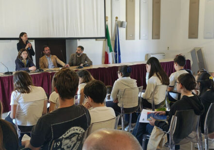 A Vico Equense il successo della sesta edizione della gara di lettura “Per un pugno di libri”