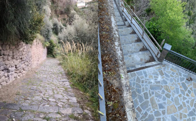 Vico Equense, l’intervento di Rosario Lotito sui lavori a via Castello Marina: “Cancellato un altro pezzo di storia”