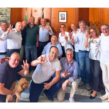 Massa Lubrense, “La Tavola dei 300” prende forma: incontro tra l’Associazione Ristoratori Lubrensi e il neo sindaco Lello Staiano