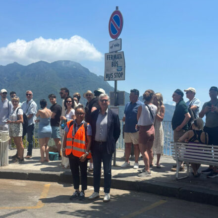Ravello, attivo il servizio di assistenza alla fermata Sita di Largo Boccaccio: hostess per gestire le code e vendere i biglietti