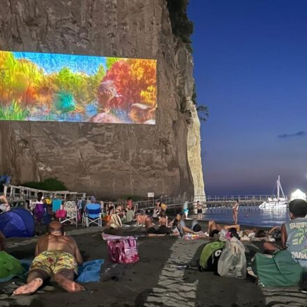 Sant’Agnello, oggi ultimo appuntamento con il cinema “Sotto il cielo stellato” ed anguriata di Ferragosto