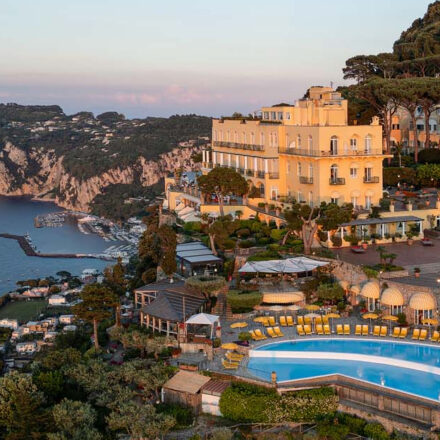 Il Caesar Augustus di Capri al centro degli investimenti del miliardario Christopher Hohn