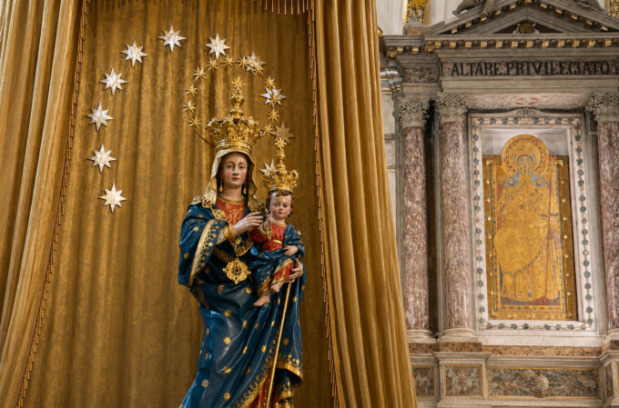 Il Rosario cantato in onore della Madonna Assunta di Positano