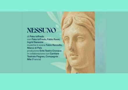 A Piano di Sorrento al via la rassegna “Metamorfosi Campane” con “NESSUNO”: teatro e mito nel cuore del patrimonio archeologico