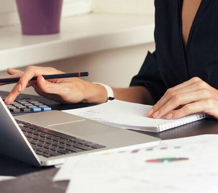 Le procedure inutili: quando si chiede ai cittadini di giocare una partita già decisa