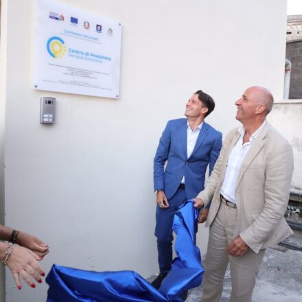 A Piano di Sorrento inaugurato il Centro di Prossimità della Penisola Sorrentina, un nuovo presidio per famiglie e persone fragili – FOTOGALLERY