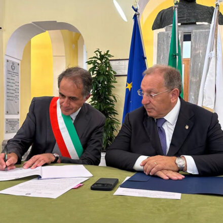 Firmato un protocollo di legalità tra il Comune di Sorrento e la Prefettura di Napoli – VIDEO
