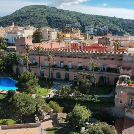 Intervista impossibile. Castello Giusso, il potere che accoglie: «Le mura servono davvero soltanto quando custodiscono la vita»