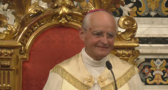 Piano di Sorrento, la conclusione della Novena affidata a Monsignor Arturo Aiello: «San Michele, la spada bianca e il tempo della fede» – VIDEO