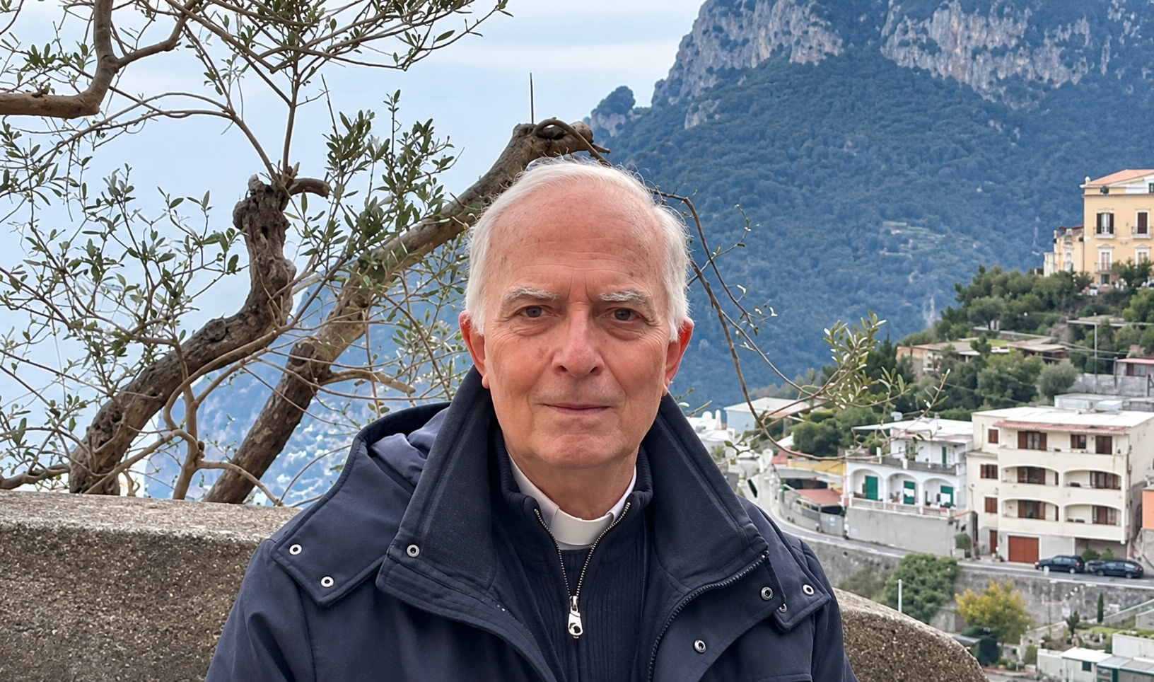 Positano, oggi la comunità di Montepertuso si stringe intorno a don Raffì: 24 anni di cammino insieme
