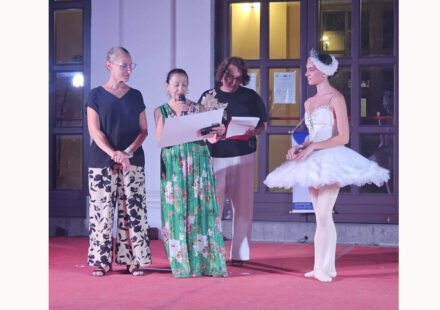 Piano di Sorrento, una serata da sogno: la quattordicesima edizione di “Emozioni a confronto” si chiude con il cuore pieno di emozione