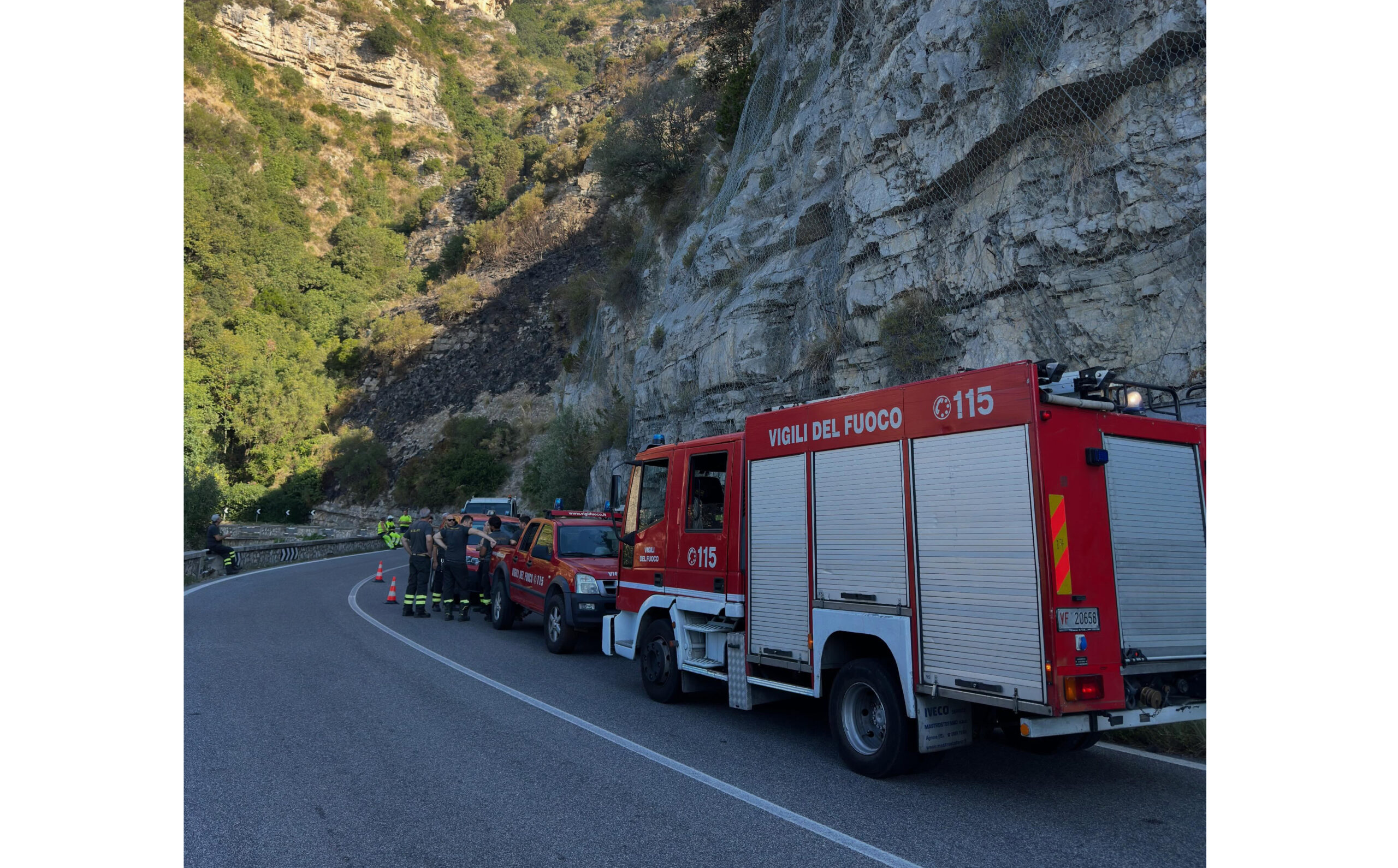 Incendio a Tordigliano, la Protezione Civile di Piano di Sorrento: «Il territorio va difeso senza confini»