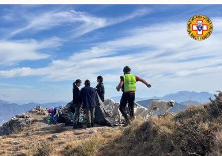 Escursioniste accerchiate e bloccate dai cani sul Monte Molare: interviene il Soccorso Alpino
